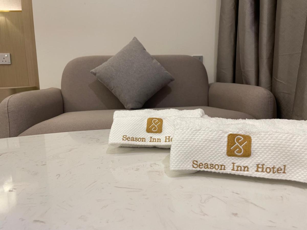 Season Inn Hotel_Al Hail Сиб Екстериор снимка